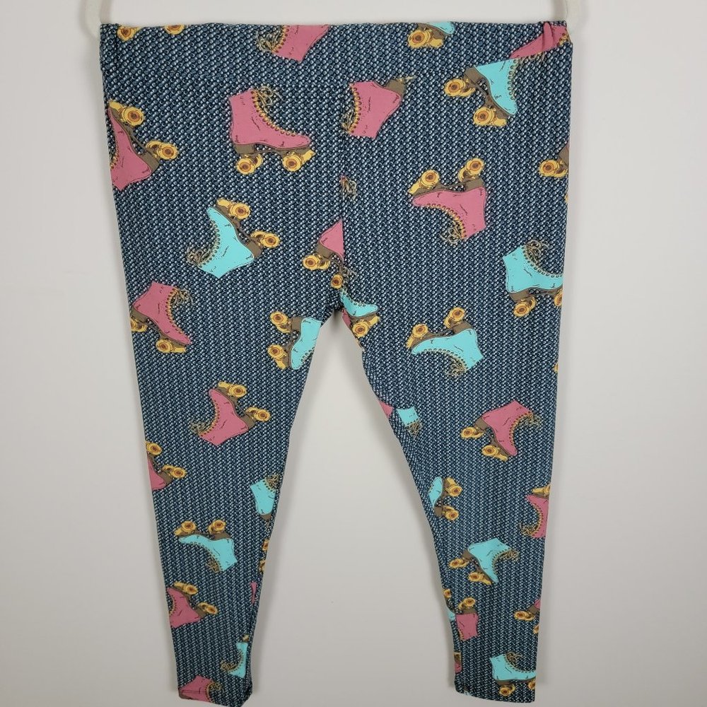 LuLaRoe Buttery Soft Roller Skate Leggings -  Tall & Curvy